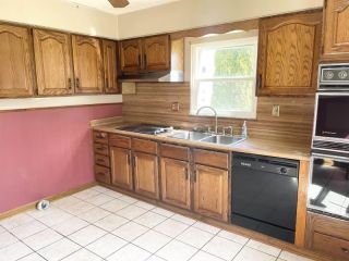 Foreclosed Home - 1828 SYCAMORE ST, 25530