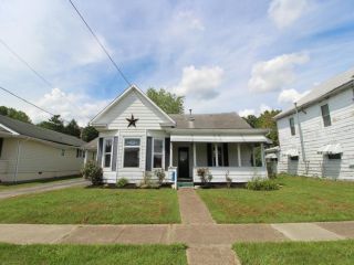 Foreclosed Home - 911 Florida St, 25541