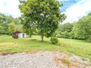 Foreclosed Home - 9359 TEAYS VALLEY RD, 25560