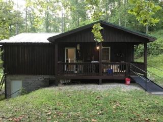 Foreclosed Home - 1797 BIG CREEK RD, 25570