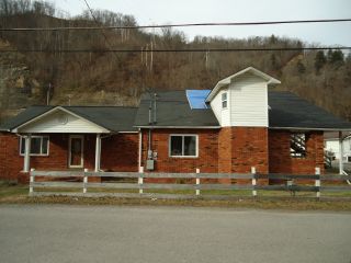 Foreclosed Home - 100 JOHN ST, 25635