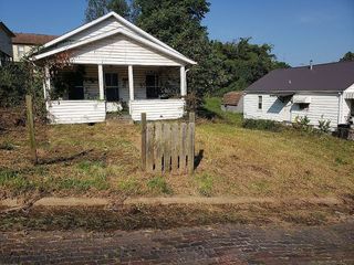 Foreclosed Home - 1831 WOODMONT RD, 25701