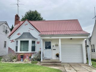 Foreclosed Home - 207 CARRINGTON CT, 25701