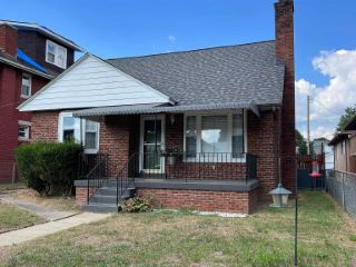 Foreclosed Home - 2740 GUYAN AVE, 25702
