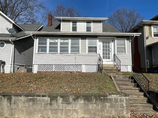 Foreclosed Home - 2578 4TH AVE, 25703