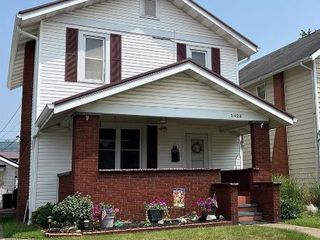 Foreclosed Home - 2428 COLLIS AVE, 25703