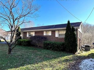 Foreclosed Home - 2952 ROUTE 75, 25704