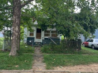 Foreclosed Home - 1752 JEFFERSON AVE, 25704