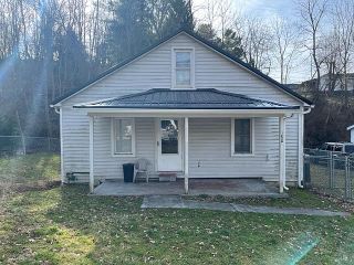 Foreclosed Home - 180 OLD PEMBERTON RD, 25801
