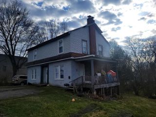 Foreclosed Home - 807 S OAKWOOD AVE, 25801
