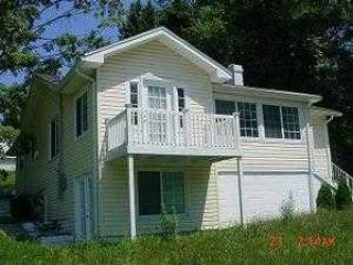 Foreclosed Home - 310 JONES AVE, 25901