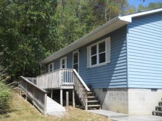 Foreclosed Home - 102 Lawhorn Rd, 25901