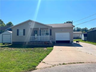 Foreclosed Home - 456 ALPINE ST, 26150