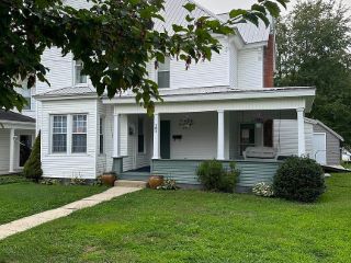 Foreclosed Home - 101 BARBOUR ST, 26201