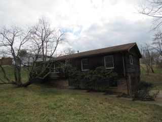 Foreclosed Home - 8252 Oliverio Dr, 26301