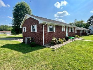 Foreclosed Home - 33 MILLBROOK RD, 26330