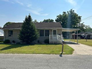 Foreclosed Home - 102 FARIS AVE, 26330
