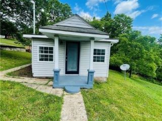 Foreclosed Home - 103 HIGH ST, 26415