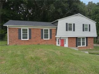 Foreclosed Home - 3310 BROOKLAND DR, 27012