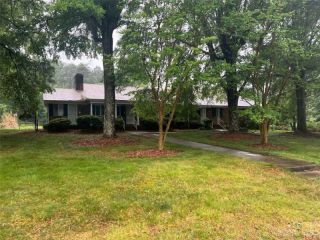Foreclosed Home - 3613 WESTWOOD RD, 27020