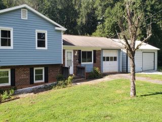 Foreclosed Home - 225 Natalie Ln, 27021