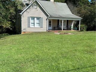Foreclosed Home - 331 E KING ST, 27021