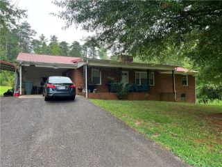 Foreclosed Home - 644 CROTTS RD, 27030