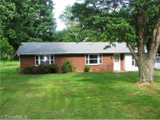 Foreclosed Home - 131 CROSS BAPTIST CHURCH RD, 27045