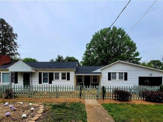 Foreclosed Home - 4416 SPAINHOUR MILL RD, 27050