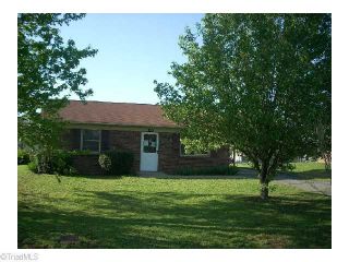 Foreclosed Home - 1221 MARTIN LUTHER KING JR RD, 27052