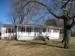 Foreclosed Home - 4641 COURTNEY HUNTSVILLE RD, 27055