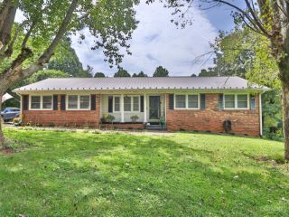Foreclosed Home - 1724 TERRY LN, 27055