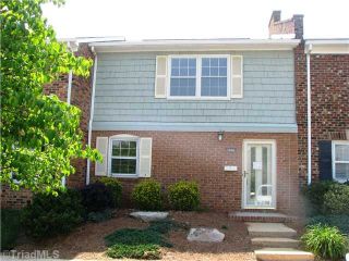 Foreclosed Home - 2906 SAINT MARKS RD APT D, 27103
