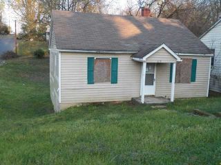 Foreclosed Home - 1619 N GRAY AVE, 27105