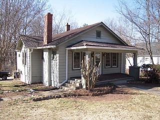 Foreclosed Home - 4400 OLD TOWN DR, 27106