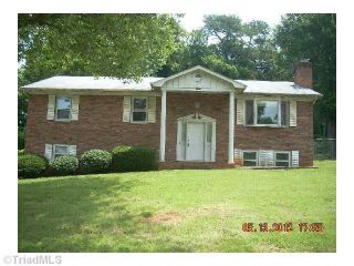 Foreclosed Home - 1261 REYNOLDS FOREST DR, 27107