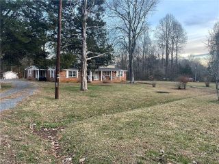 Foreclosed Home - 1793 SPOONS CHAPEL CHURCH RD, 27205