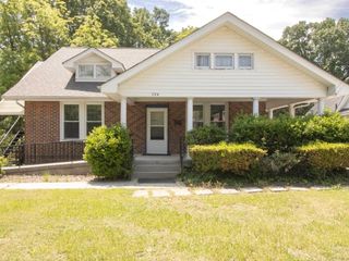 Foreclosed Home - 724 S BROAD ST, 27215