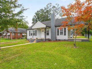 Foreclosed Home - 324 W RUFFIN ST, 27217