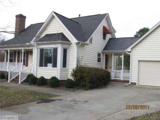 Foreclosed Home - 102 WESTGATE DR, 27244