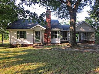 Foreclosed Home - 5822 NC HIGHWAY 61 N, 27249
