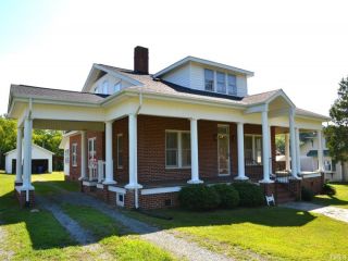 Foreclosed Home - 1677 N MAIN ST, 27252