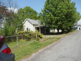 Foreclosed Home - 1038 W MAIN ST, 27253