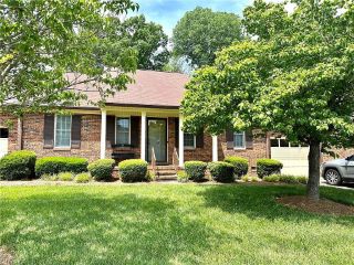 Foreclosed Home - 1813 MEADOWVIEW DR, 27253