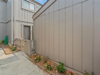 Foreclosed Home - 232 NORTHPOINT AVE UNIT B, 27262