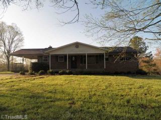 Foreclosed Home - 8386 LENBROOK RD, 27284