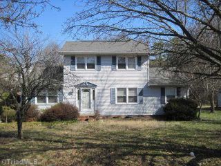 Foreclosed Home - 441 WEDGEWOOD CT, 27288
