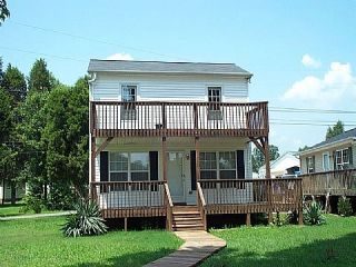 Foreclosed Home - 125 RIVER PT, 27292
