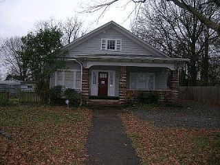 Foreclosed Home - 259 W 6TH ST, 27292