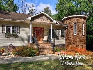Foreclosed Home - 310 TOWHEE DR, 27292